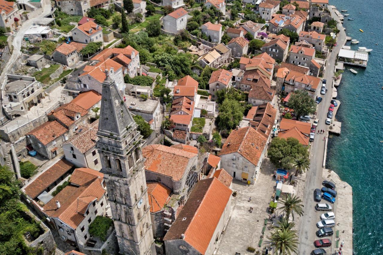 Apartments Admiral Perast Bagian luar foto
