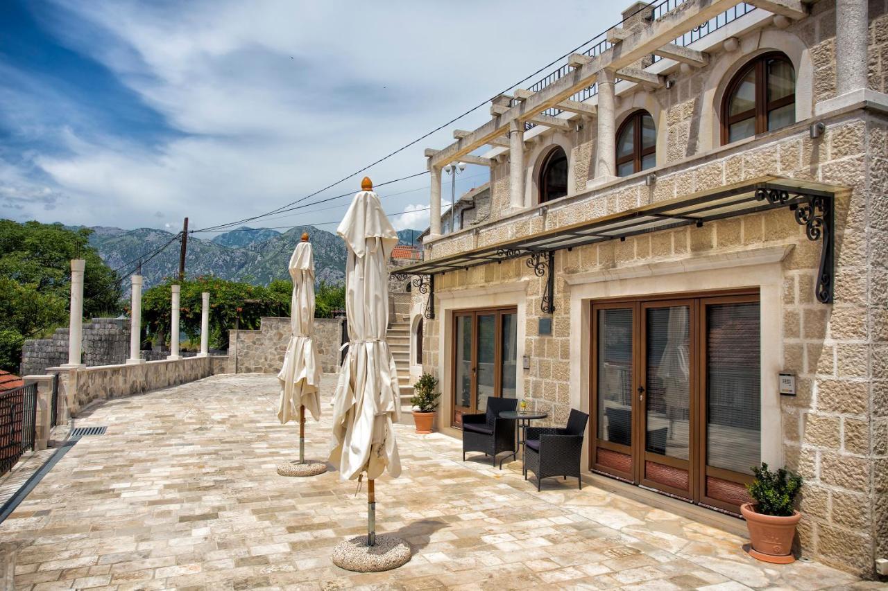 Apartments Admiral Perast Bagian luar foto