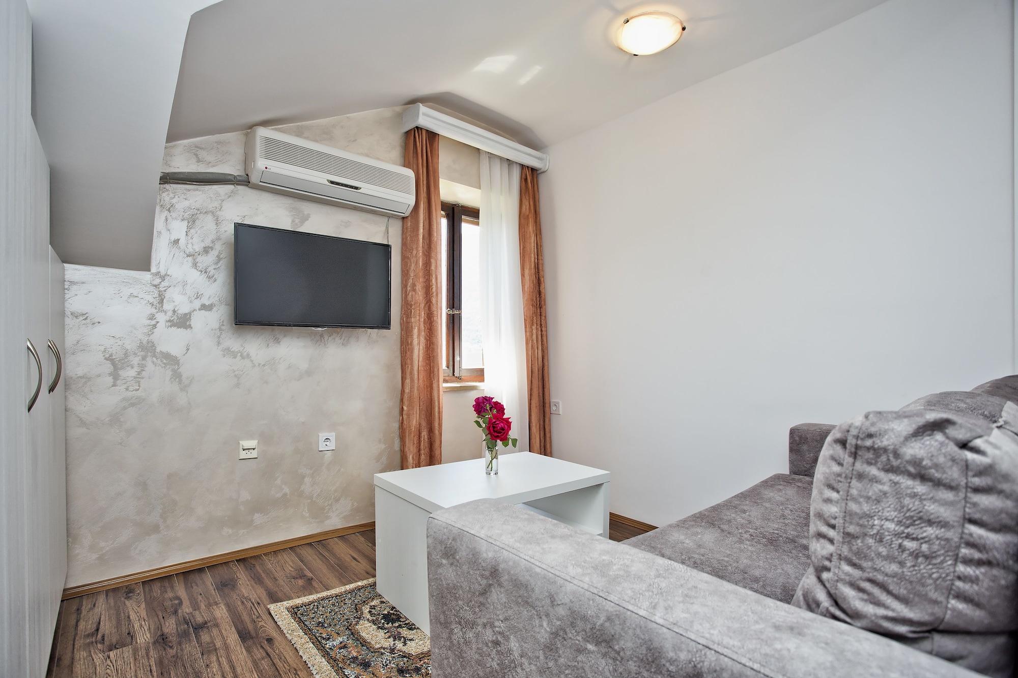Apartments Admiral Perast Bagian luar foto