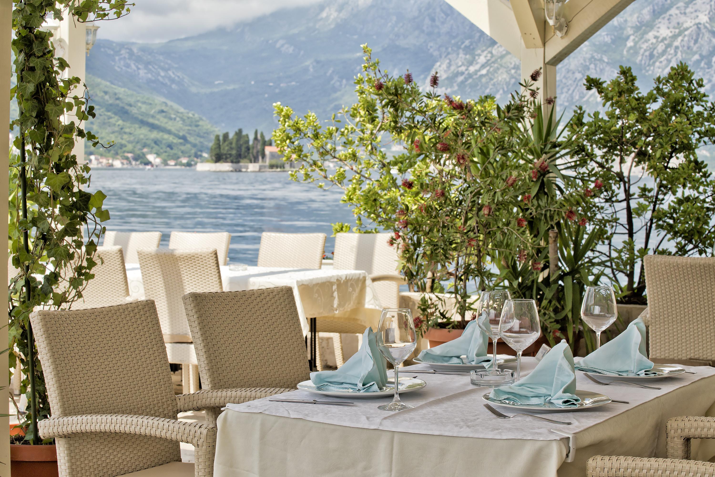 Apartments Admiral Perast Bagian luar foto