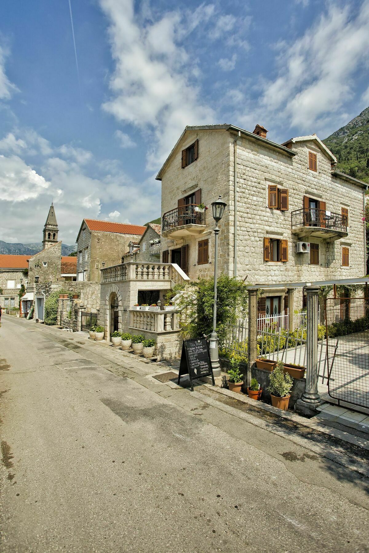 Apartments Admiral Perast Bagian luar foto